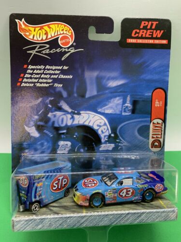 STP Pit Crew