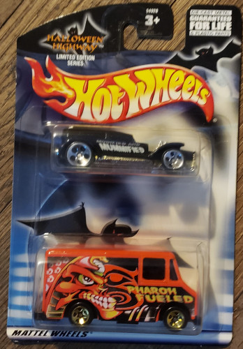 Halloween Highway 2 pack
