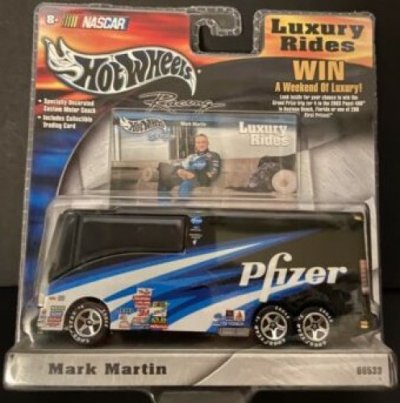 Motor Coach Mark Martin Pfizer