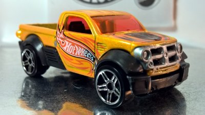 Dodge M80