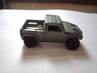 Hummer H3T