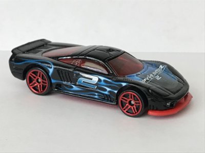Saleen S7