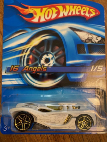 16 Angels