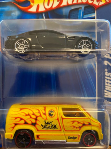 Hot Wheels 2-Pack