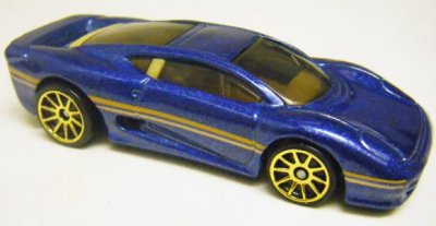 Jaguar XJ220