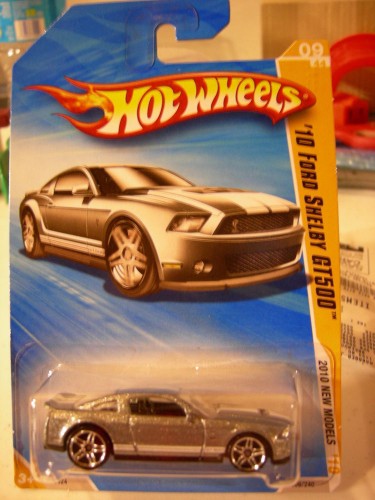 10 Ford Shelby GT500