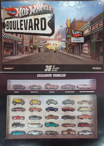 Hot Wheels Boulevard 30-Car Set