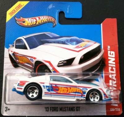 13 Ford Mustang GT