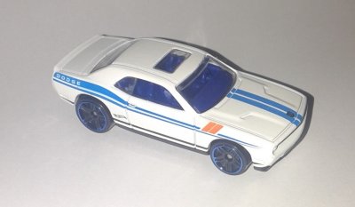 08 Dodge Challenger SRT8