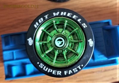 Racing YO-YOs