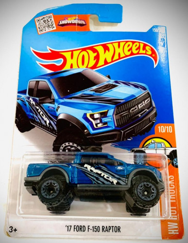 17 Ford F-150 Raptor