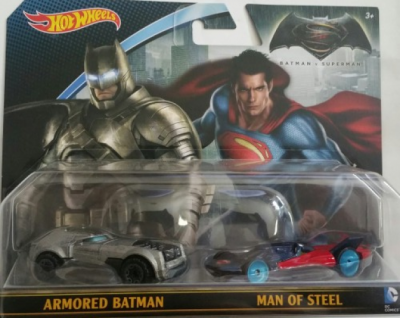 Armored Batman Vs Man Of Steel