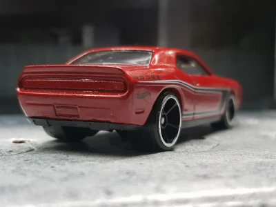 08 Dodge Challenger SRT8