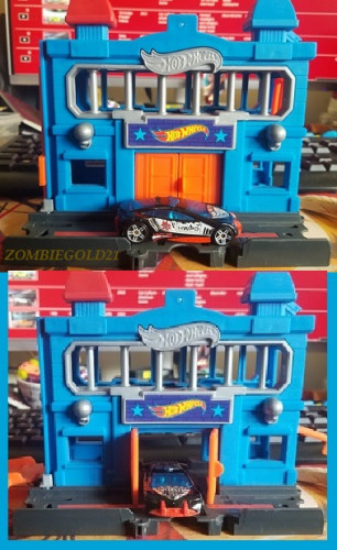 Downtown Police Station Playset