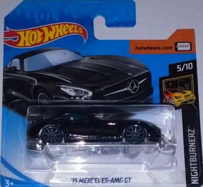 15 Mercedes-AMG GT