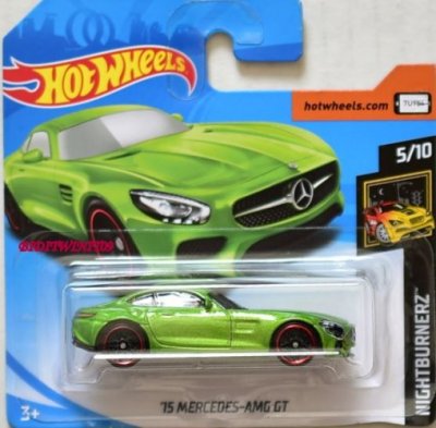 15 Mercedes-AMG GT