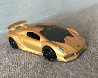 Lamborghini Sesto Elemento