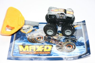 MAX-D