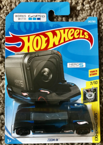 Zoom In