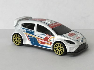 12 Ford Fiesta