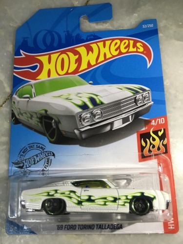 69 Ford Torino Talladega
