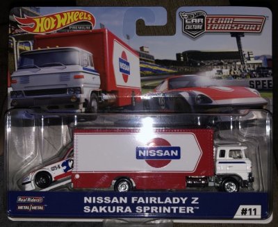 Nissan Fairlady Z & Sakura Sprinter