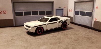 08 Dodge Challenger SRT8