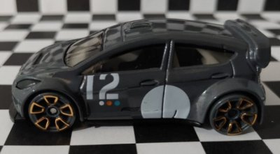 12 Ford Fiesta