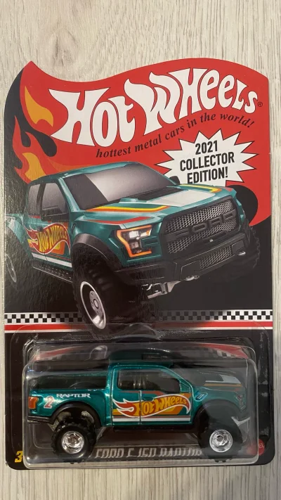17 Ford F-150 Raptor