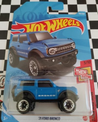 21 Ford Bronco