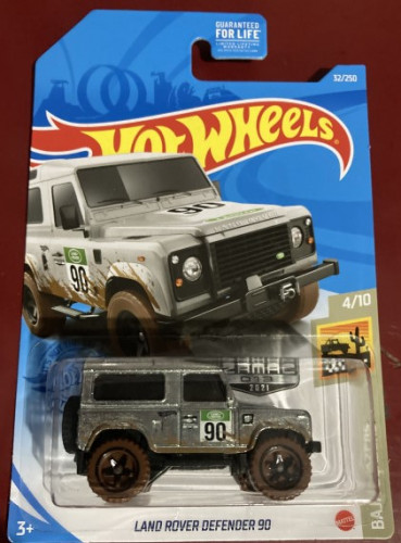 Land Rover Defender 90