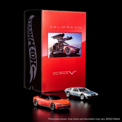 DeLorean Collector Set