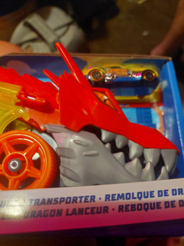 Dragon launch transporter