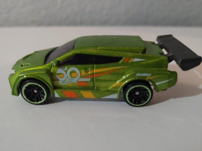 Loop Coupe