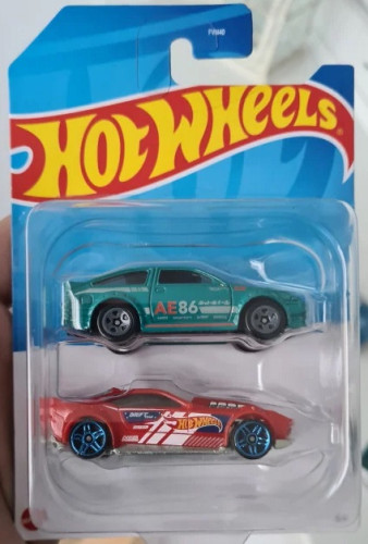 Hot Wheels 2-Pack