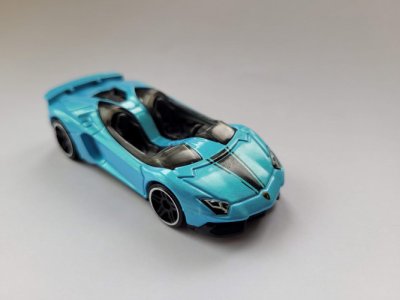 Lamborghini Aventador J