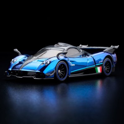 21 Pagani Huayra R