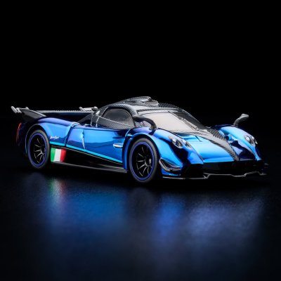 21 Pagani Huayra R