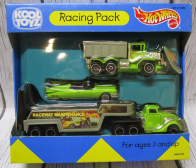 Hot Wheels Racing Hauler Pack