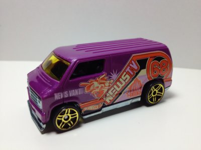 Custom '77 Dodge Van