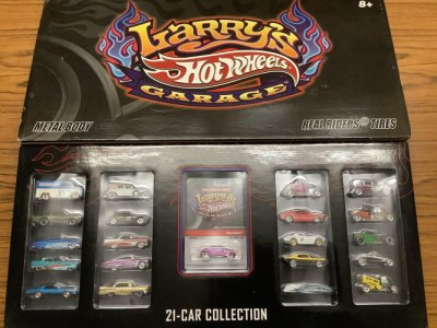 Larry's Garage 21-Car Set