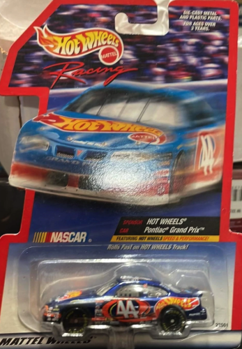 #44 Pontiac Grand Prix