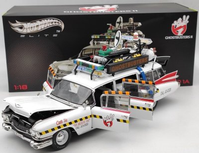 Ghostbusters Ecto-1