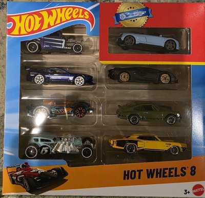 Hot Wheels 8 8-Pack