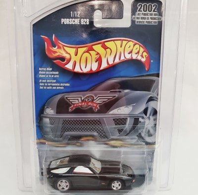 Porsche 928