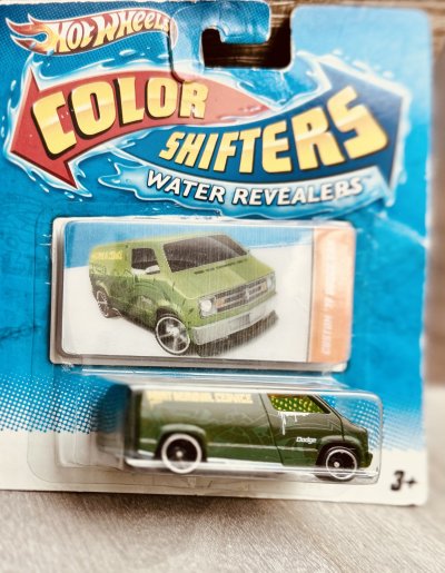 Custom '77 Dodge Van