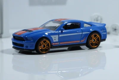 10 Ford Shelby GT500