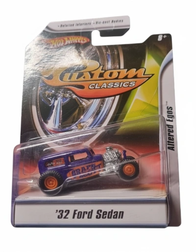 32 Ford Sedan