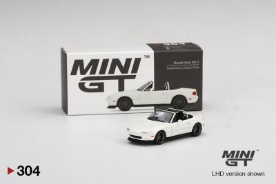 Mazda Miata MX-5 (NA) Tuned Version Classic White