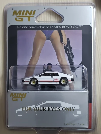 Lotus Esprit Turbo "For Your Eyes Only"